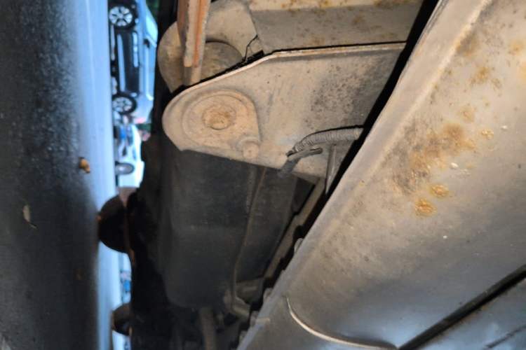 Used Wuling Rongguang 2011 1.2L Base Version Chassis Rear Right