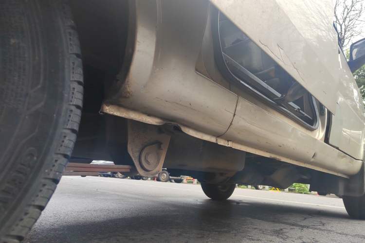 Used Wuling Rongguang 2011 1.2L Base Version Chassis Rear Right