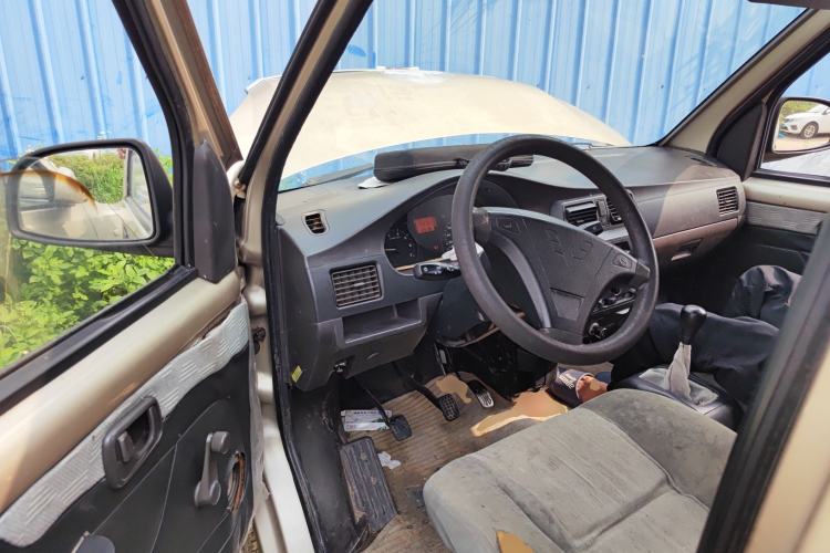 Used Wuling Rongguang 2011 1.2L Base Version Driver Seat