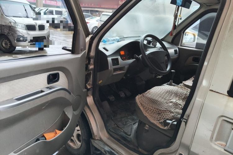Used Wuling Rongguang 2011 1.2L Standard Version Driver Seat