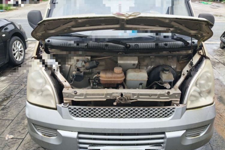Used Wuling Rongguang 2011 1.2L Base Version Engine Bay