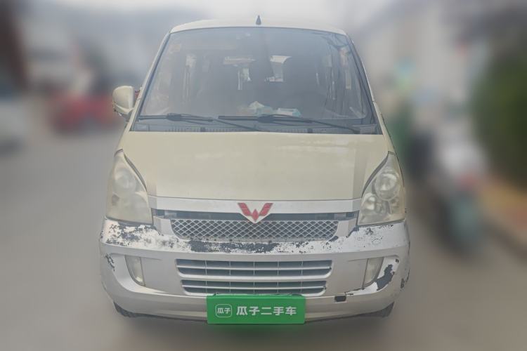 Used Wuling Rongguang 2011 1.2L Standard Version Front