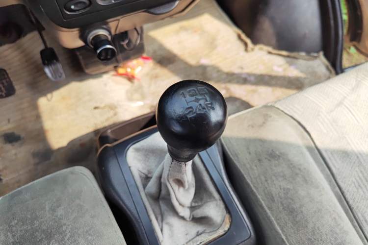 Used Wuling Rongguang 2011 1.2L Base Version Gear Lever