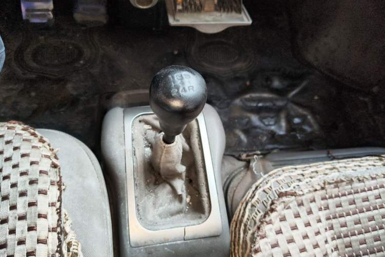 Used Wuling Rongguang 2011 1.2L Standard Version Gear Lever