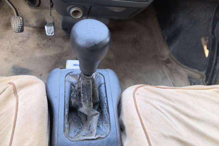 Used Wuling Rongguang 2011 1.2L Base Version Gear Lever