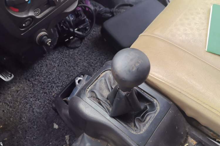 Used Wuling Rongguang 2011 1.2L Base Version Gear Lever
