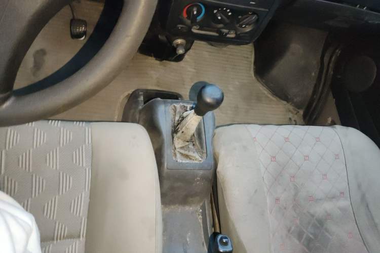 Used Wuling Rongguang 2011 1.2L Base Version Gear Lever