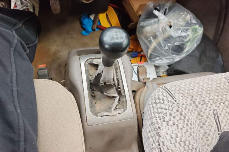 Used Wuling Rongguang 2011 1.2L Base Version Gear Lever