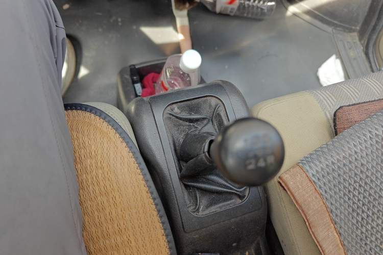 Used Wuling Rongguang 2011 1.2L Base Version Gear Lever