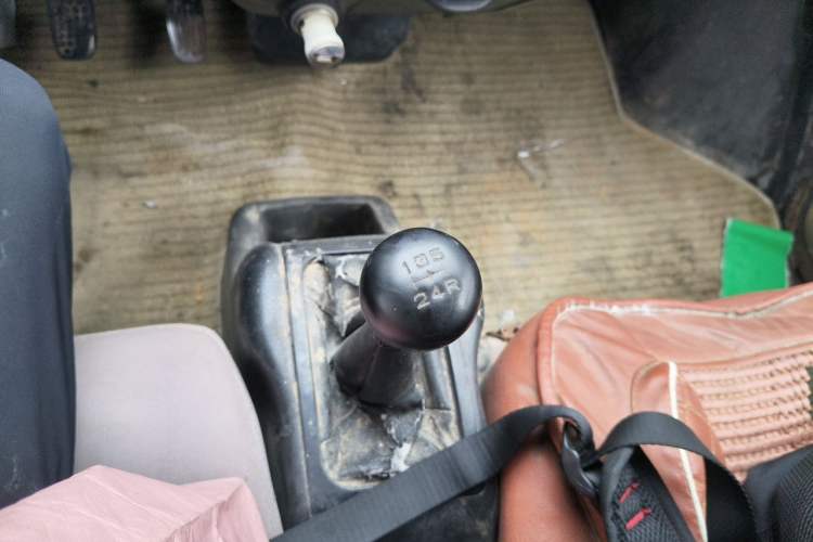 Used Wuling Rongguang 2011 1.2L Base Version Gear Lever