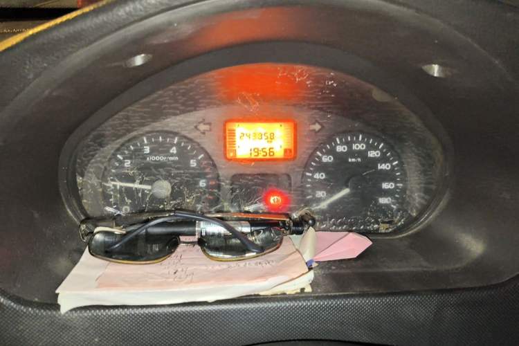 Used Wuling Rongguang 2011 1.2L Base Version Instrument Cluster