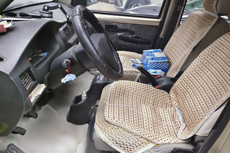 Used Wuling Rongguang 2011 1.2L Base Version Left Front Seat