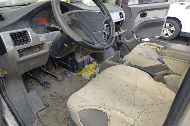 Used Wuling Rongguang 2011 1.2L Base Version Left Front Seat
