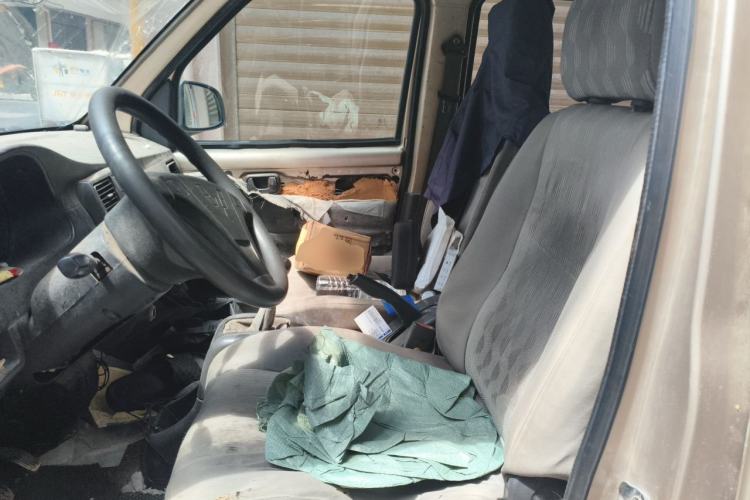 Used Wuling Rongguang 2011 1.5L Base Version Left Front Seat