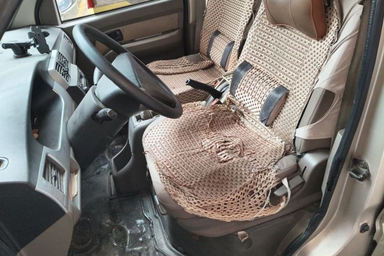 Used Wuling Rongguang 2011 1.2L Standard Version Left Front Seat