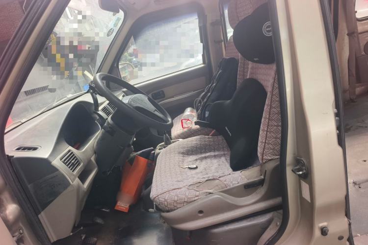 Used Wuling Rongguang 2011 1.2L Base Version Left Front Seat