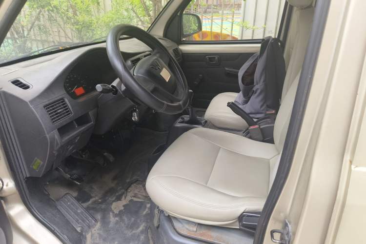 Used Wuling Rongguang 2011 1.2L Base Version Left Front Seat