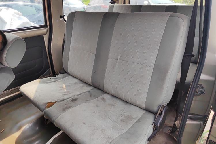 Used Wuling Rongguang 2011 1.2L Base Version Left Rear Seat