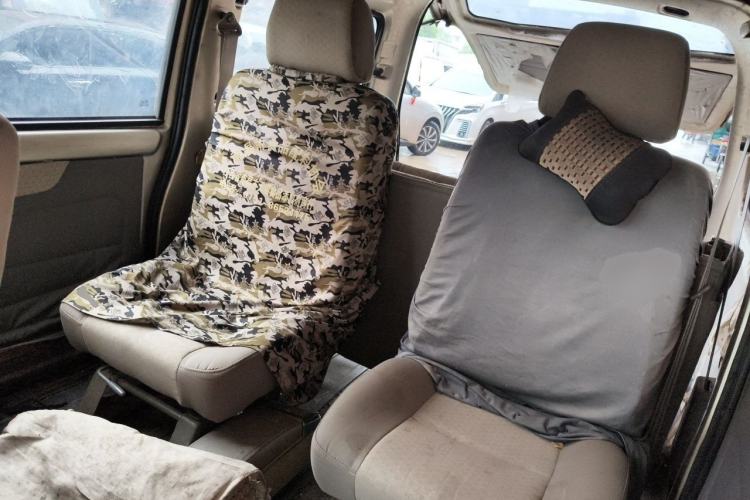Used Wuling Rongguang 2011 1.2L Standard Version Left Rear Seat