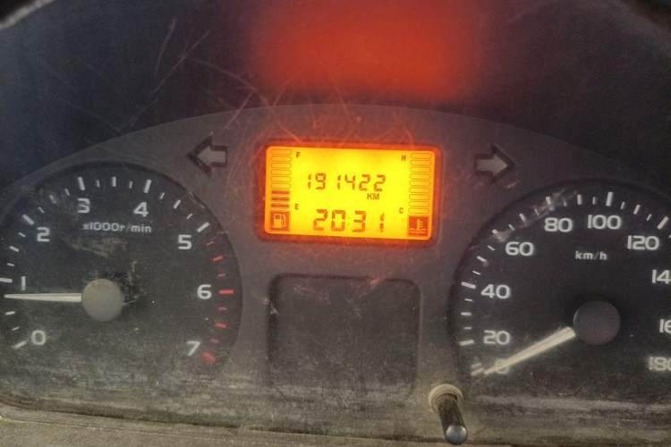 Used Wuling Rongguang 2011 1.2L Base Version Odometer Close Up