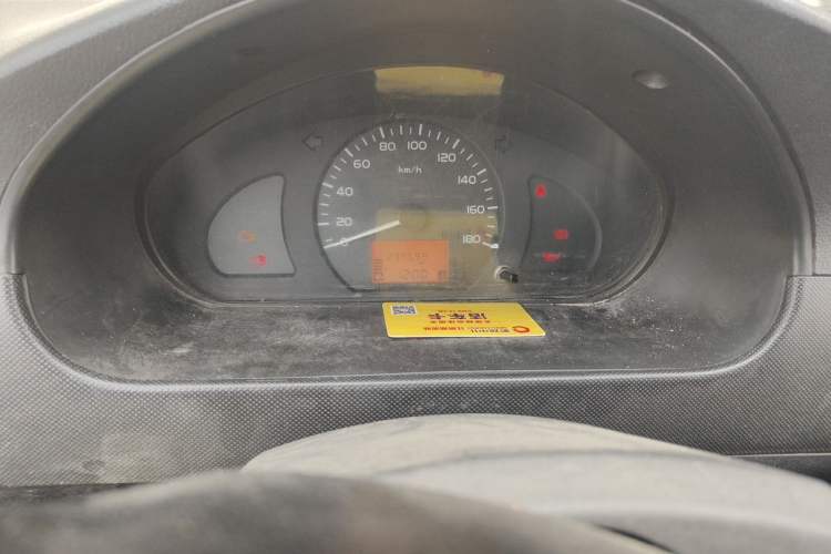 Used Wuling Rongguang 2011 1.2L Base Version Odometer Close Up