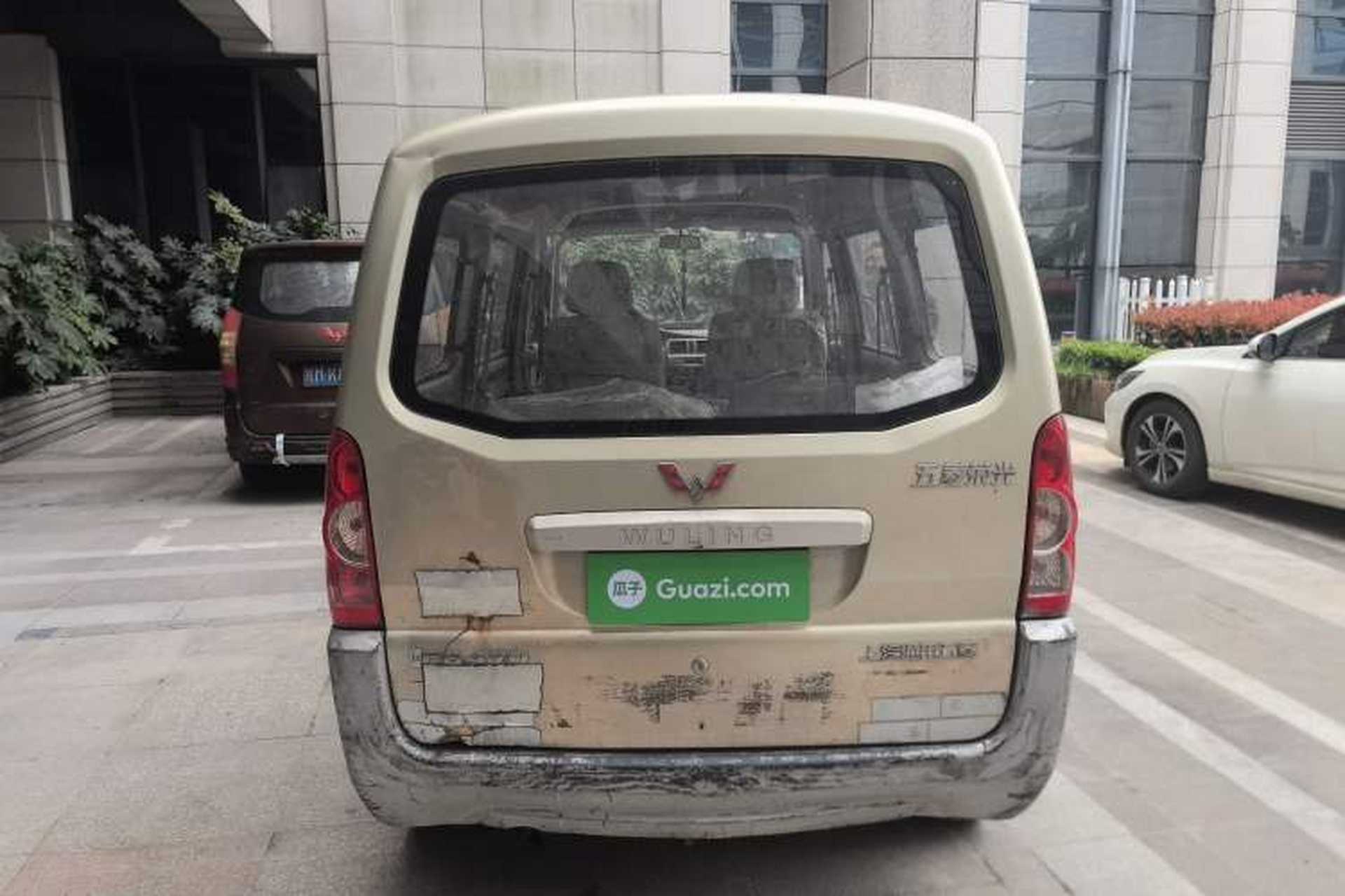 Used Wuling Rongguang 2011 1.2L Standard Version Rear