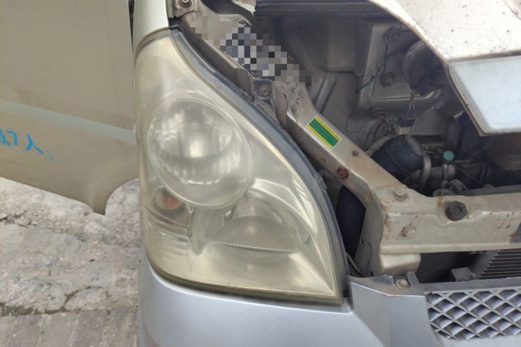 Used Wuling Rongguang 2011 1.2L Base Version Right Front Headlight