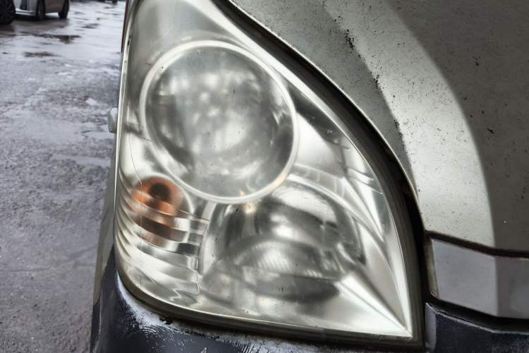 Used Wuling Rongguang 2011 1.2L Standard Version Right Front Headlight