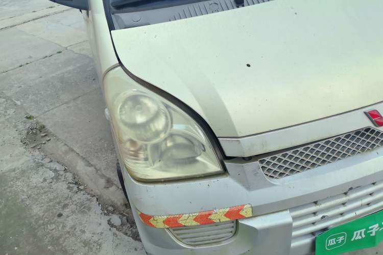 Used Wuling Rongguang 2011 1.2L Base Version Right Front Headlight