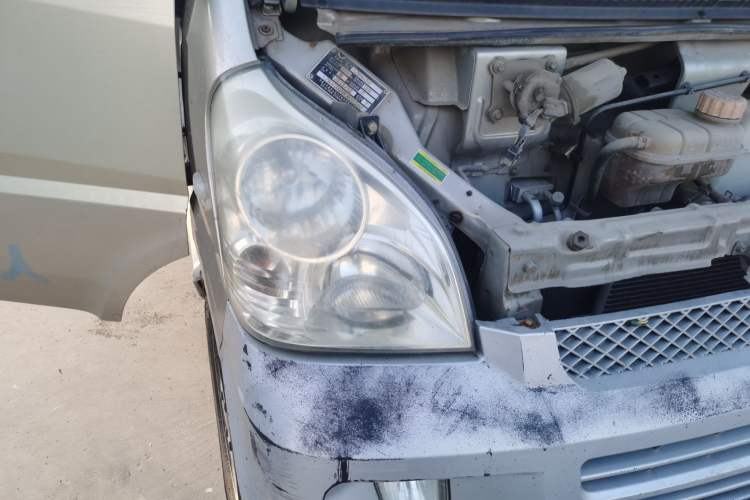 Used Wuling Rongguang 2011 1.2L Standard Version Right Front Headlight