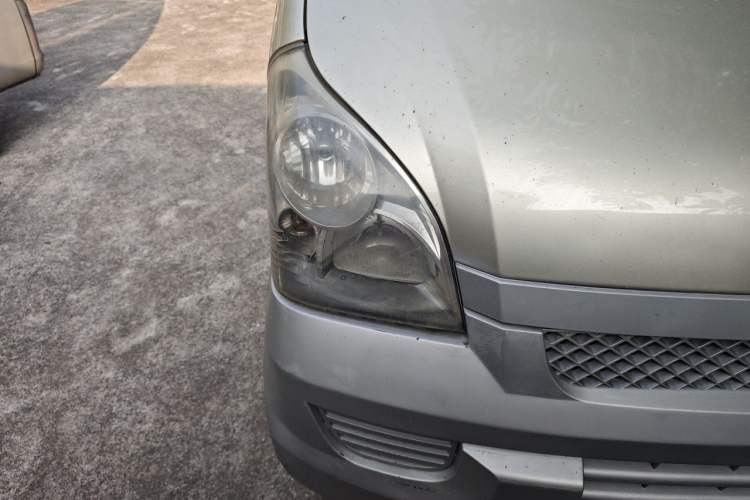 Used Wuling Rongguang 2011 1.2L Base Version Right Front Headlight