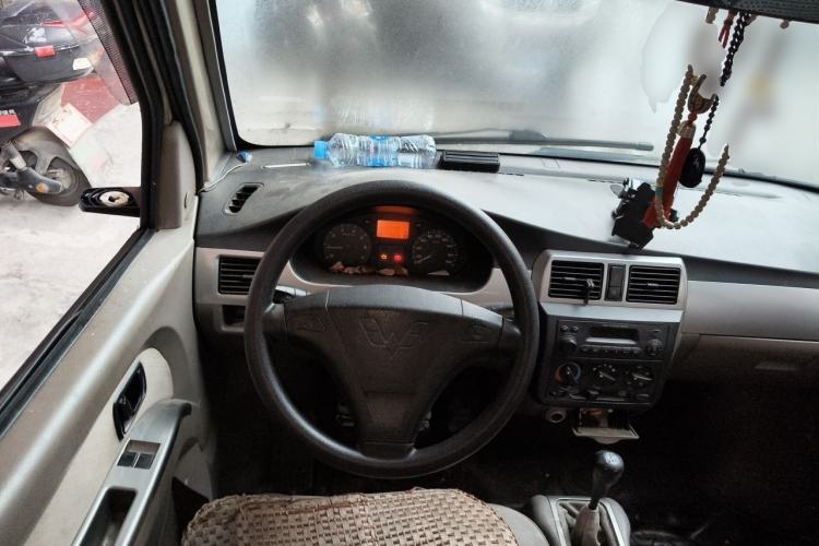 Used Wuling Rongguang 2011 1.2L Standard Version Steering Wheel