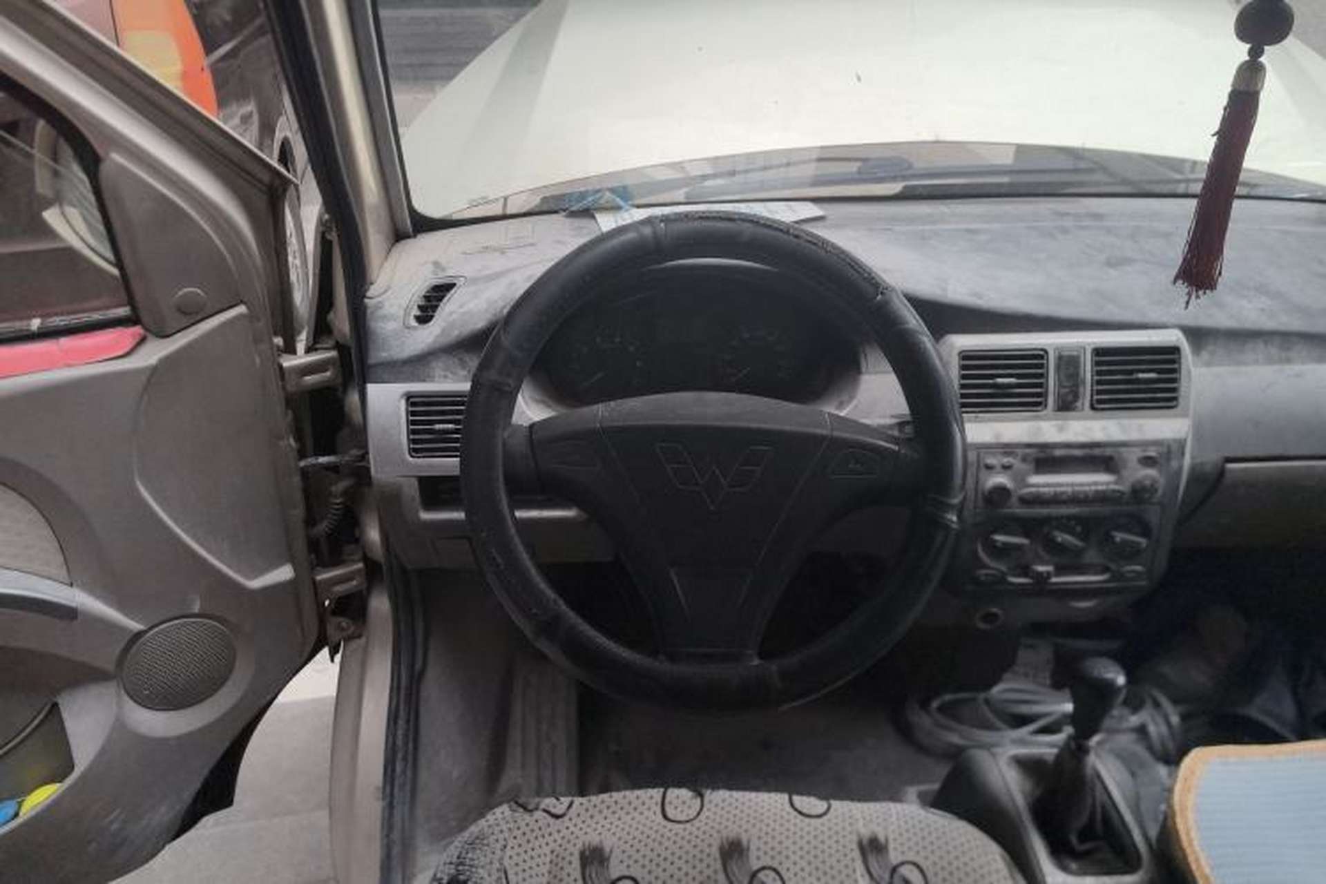 Used Wuling Rongguang 2011 1.2L Standard Version Steering Wheel