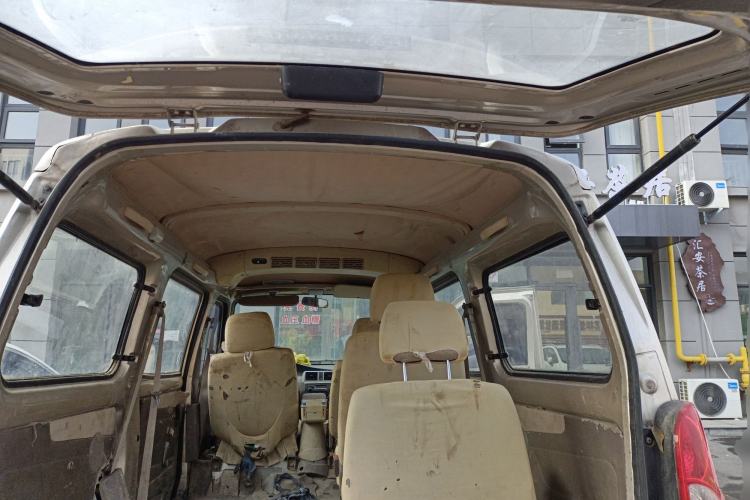Used Wuling Rongguang 2011 1.2L Base Version Trunk