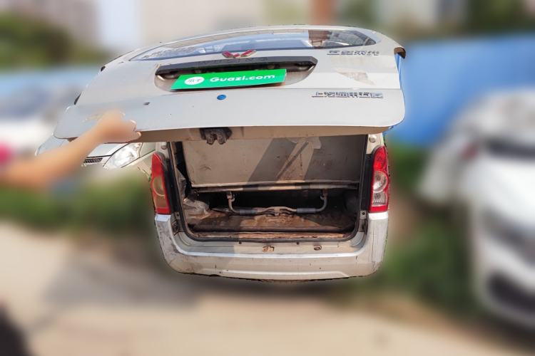Used Wuling Rongguang 2011 1.2L Base Version Trunk