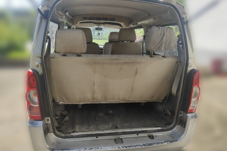 Used Wuling Rongguang 2011 1.2L Standard Version Trunk