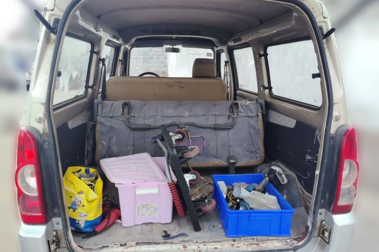 Used Wuling Rongguang 2011 1.2L Base Version Trunk