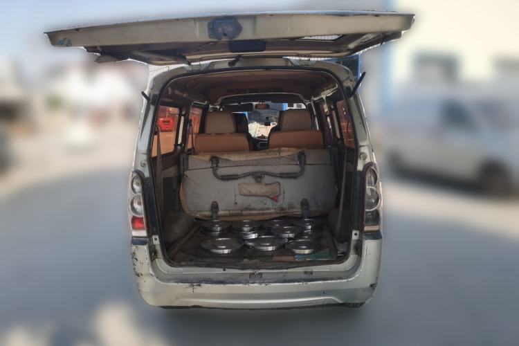Used Wuling Rongguang 2011 1.2L Standard Version Trunk