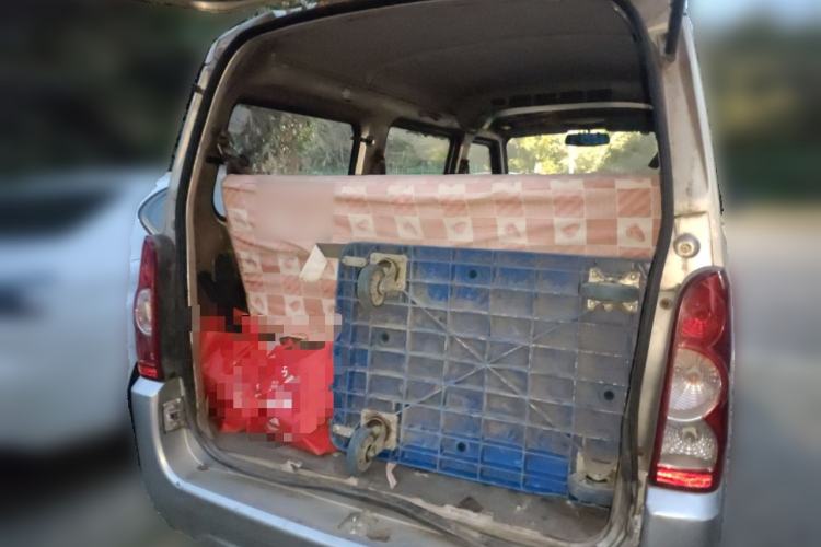 Used Wuling Rongguang 2011 1.2L Base Version Trunk