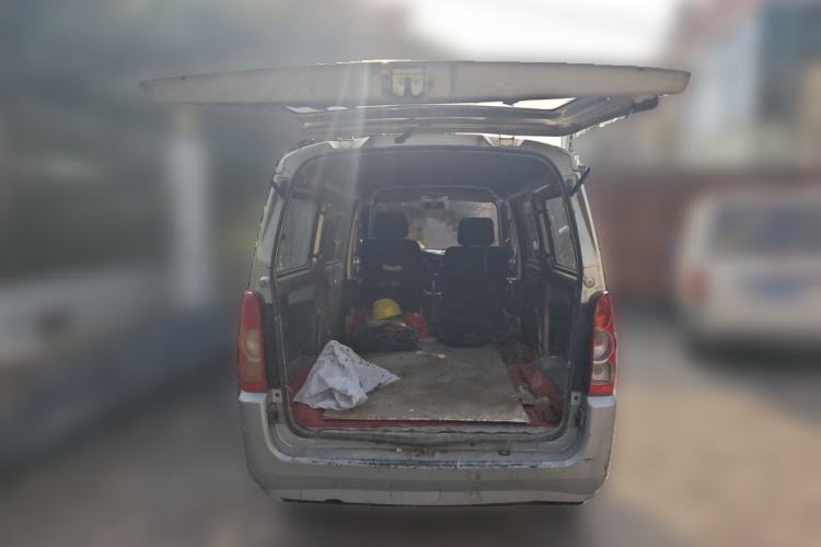 Used Wuling Rongguang 2011 1.2L Base Version Trunk