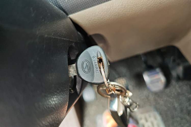 Used Wuling Rongguang 2011 1.2L Standard Version Vehicle Key