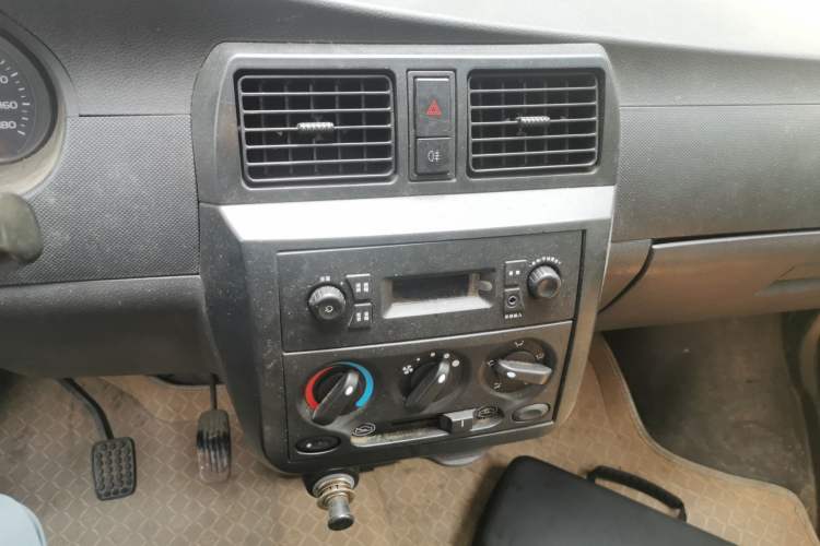 Used Wuling Rongguang 2011 1.2L Base Version Audio And AC Panel