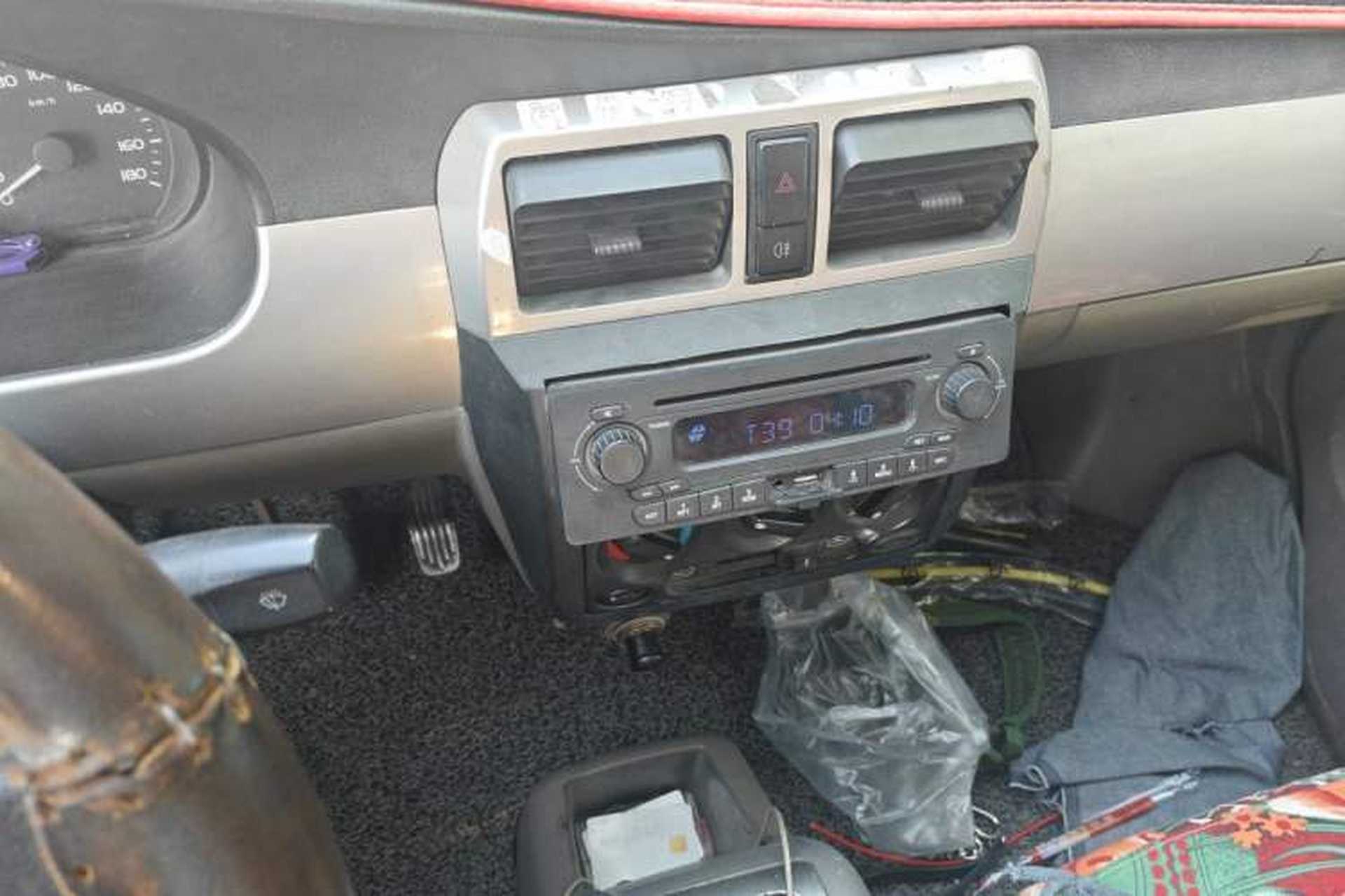 Used Wuling Rongguang 2011 1.2L Standard Version Audio And AC Panel