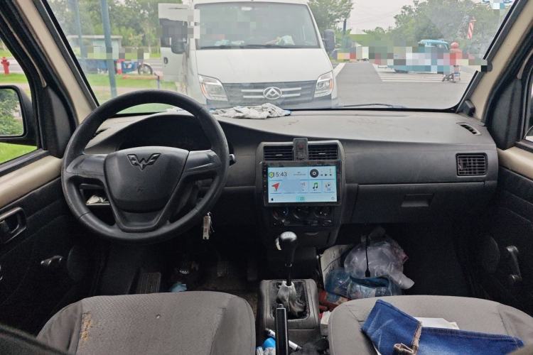 Used Wuling Rongguang 2011 1.2L Base Version Center Console