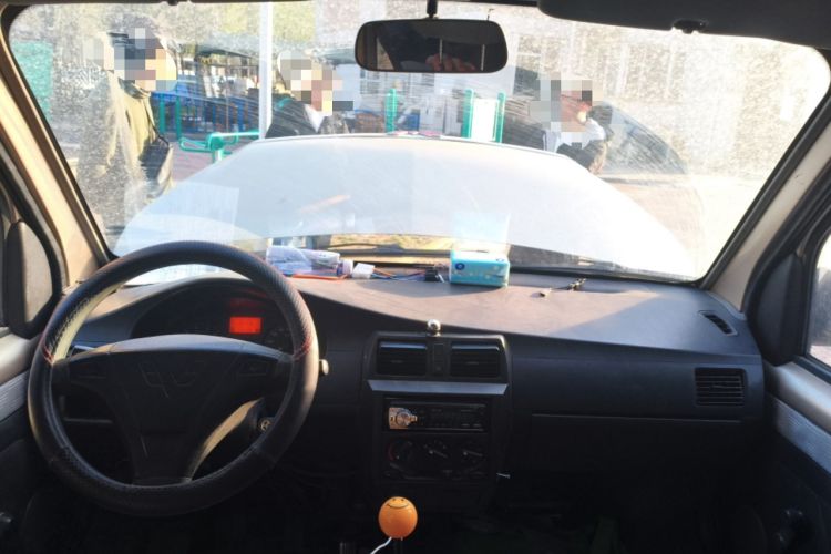 Used Wuling Rongguang 2011 1.2L Base Version Center Console