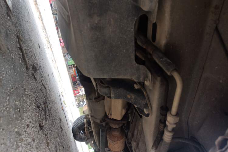 Used Wuling Rongguang 2011 1.2L Standard Version Chassis Front Left