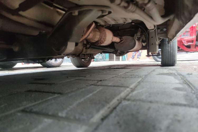 Used Wuling Rongguang 2011 1.2L Standard Version Chassis Front Left