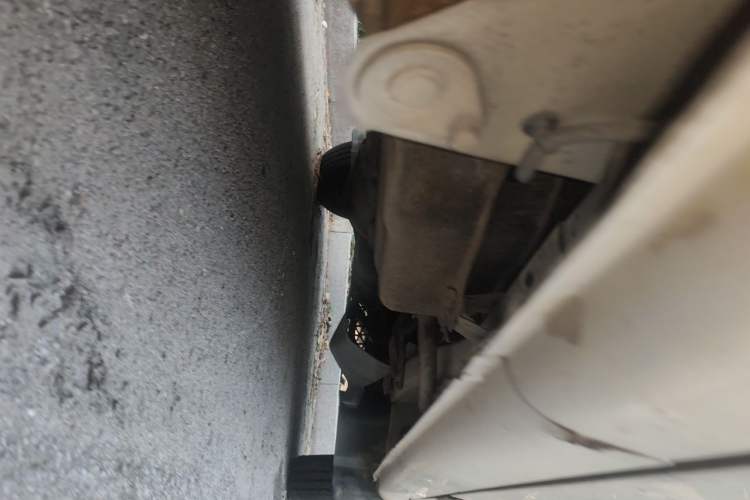 Used Wuling Rongguang 2011 1.2L Base Version Chassis Rear Right