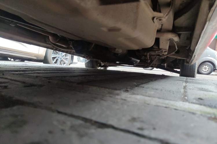 Used Wuling Rongguang 2011 1.2L Standard Version Chassis Rear Right