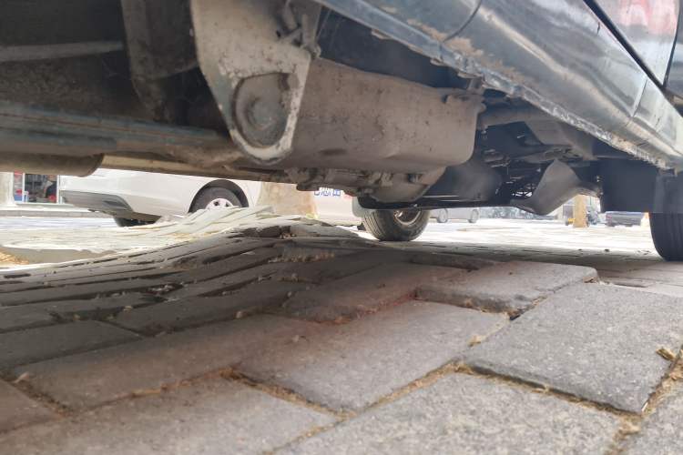 Used Wuling Rongguang 2011 1.2L Base Version Chassis Rear Right
